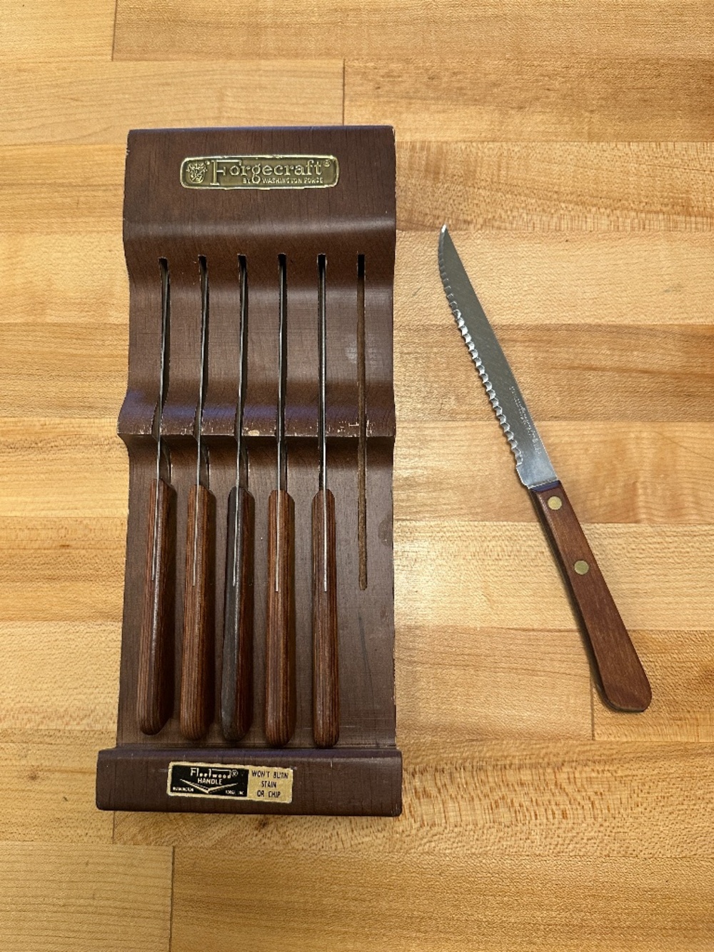 Vintage Forgecraft by Washington Forge set of (6) steak knives w/slotted holder